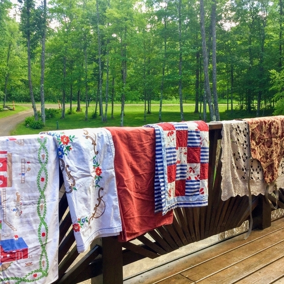 π¦ TURQUOISE FLORAL RETRO Tablecloth Square EUC Boho vibes - Picture 5 of 16